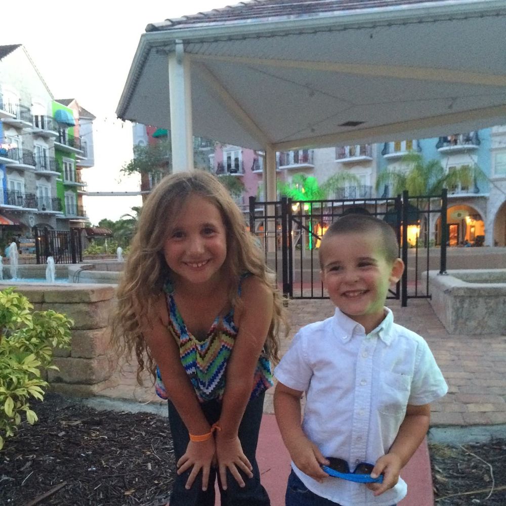 Meet your Posher, Charlotte